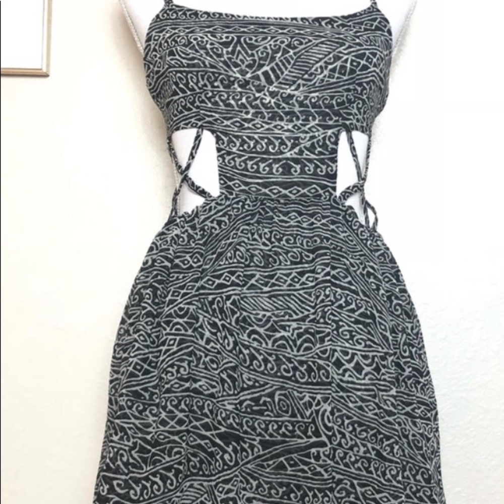 Brandy Melville Pauline tribal mini dress
